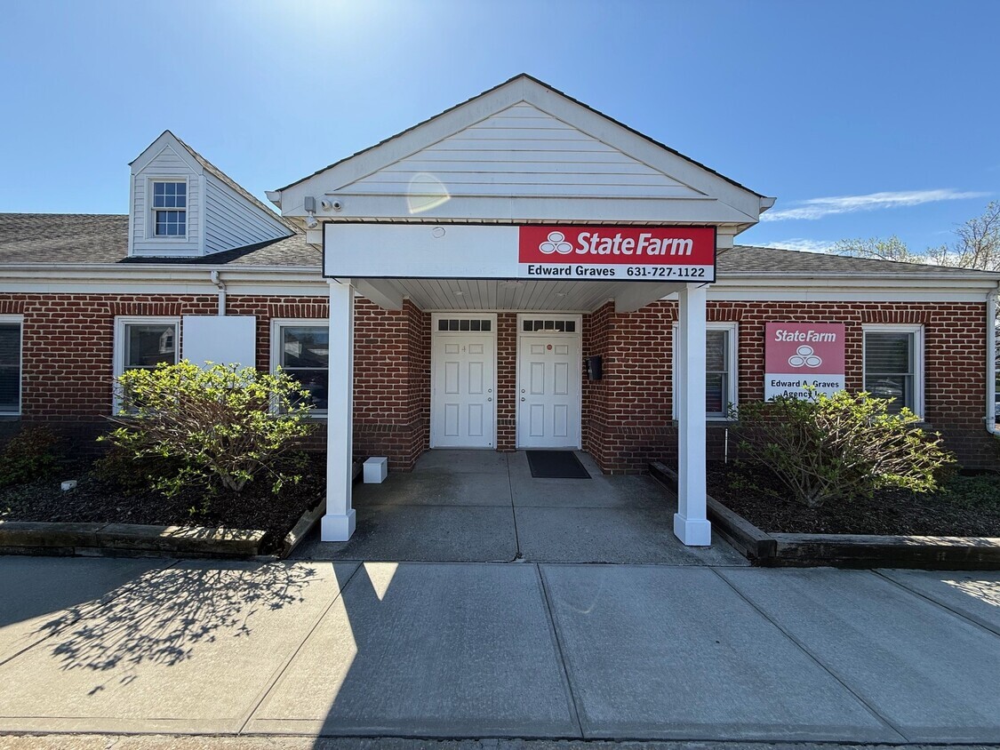 1149 Old Country Rd, Riverhead, NY for lease Building Photo- Image 1 of 6