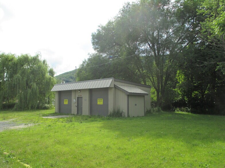 3 Vine St, Greenwood Lake, NY à louer - Photo du bâtiment - Image 3 de 53