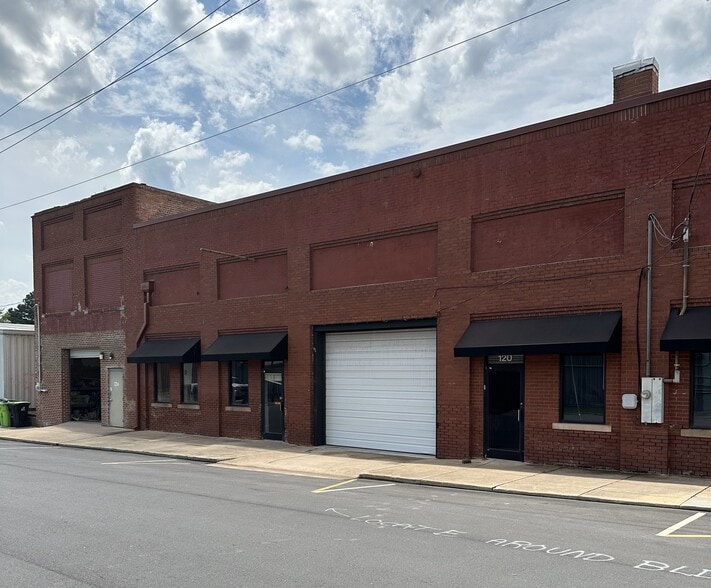 124 W Vance St, Zebulon, NC for sale - Building Photo - Image 3 of 6