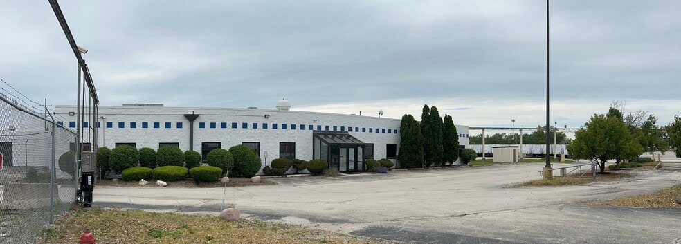 4910 S Monitor Ave, Chicago, IL for lease - Building Photo - Image 2 of 18