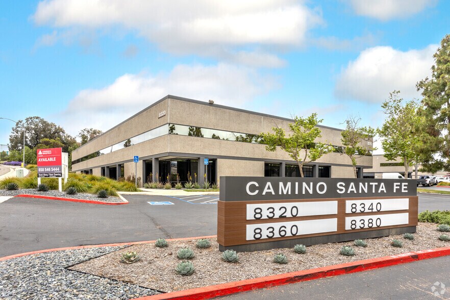 8320 Camino Santa Fe, San Diego, CA à louer - Photo du bâtiment - Image 3 de 8