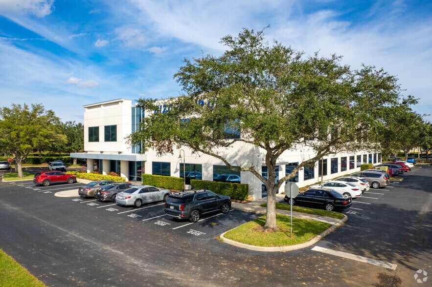 6000 Metrowest Blvd, Orlando, FL à louer - Photo du bâtiment - Image 3 de 13