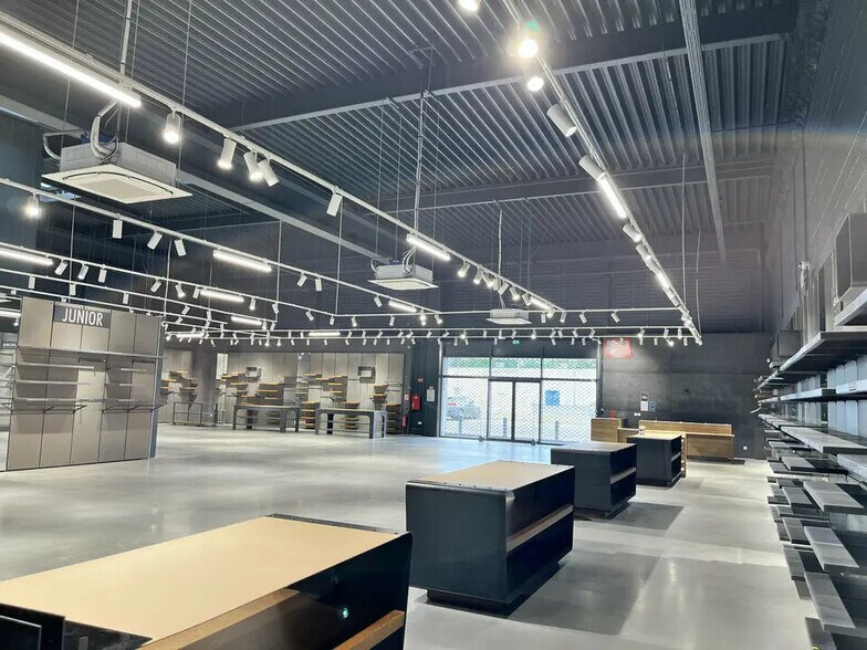 13 Rue De La Sabliere, Schweighouse-sur-Moder à louer - Photo du bâtiment - Image 2 de 12