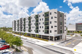 Plus de détails pour 8400 NW 27th Ave, Miami, FL - Commerce de détail à louer