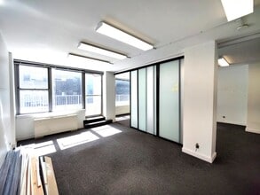 155 E 55th St, New York, NY for lease Interior Photo- Image 2 of 9