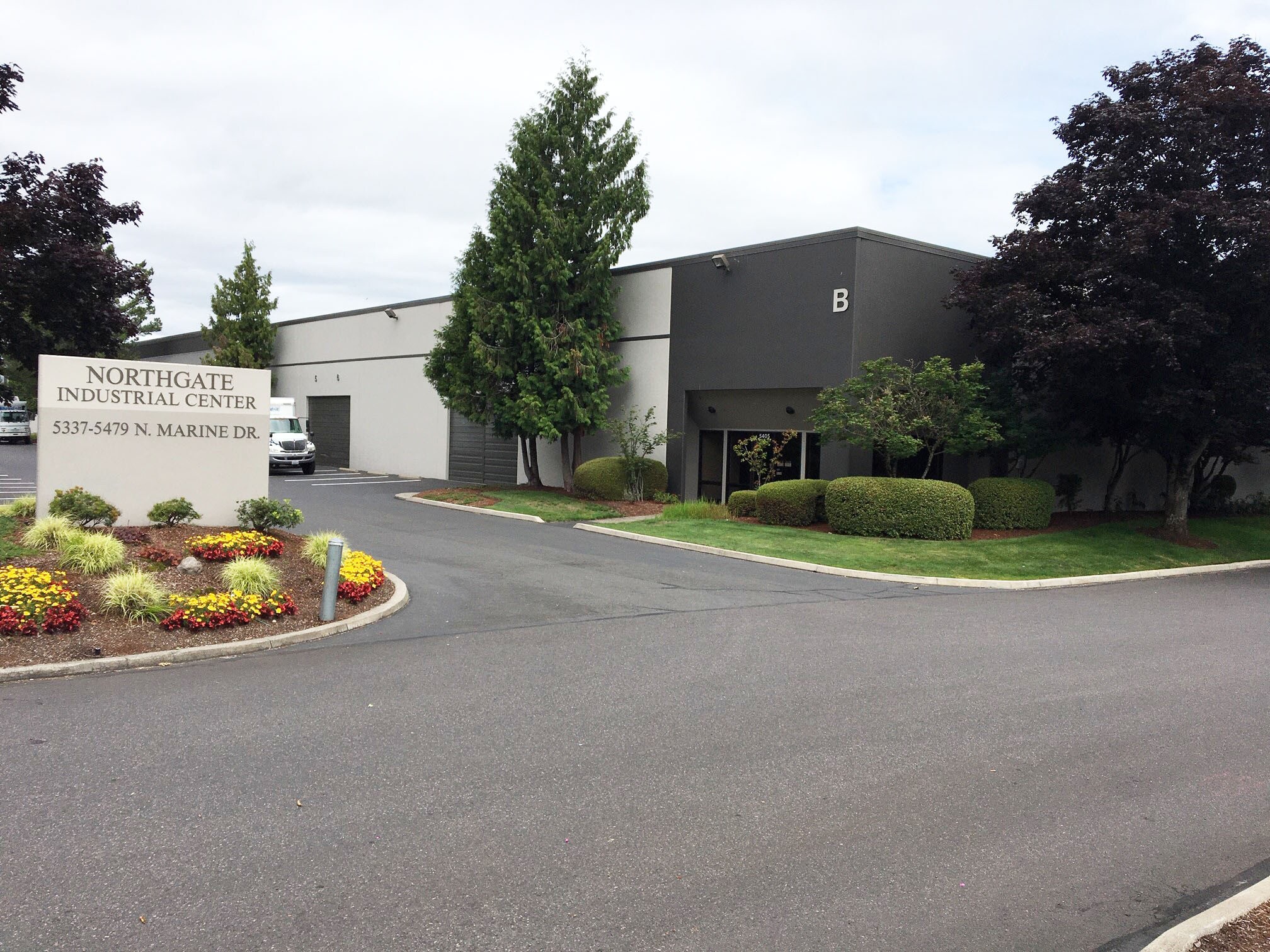 5357-5409 N Marine Dr, Portland, OR for lease Primary Photo- Image 1 of 2