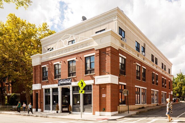 Plus de détails pour 20 S Broadway, Nyack, NY - Commerce de détail à vendre