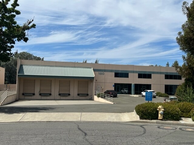 180 Klamath Ct, American Canyon, CA for lease - Building Photo - Image 2 of 6