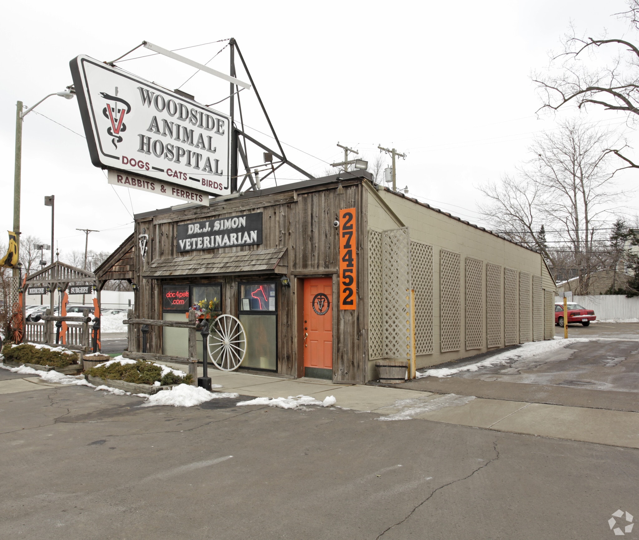 27452 Woodward Ave, Royal Oak, MI for lease Building Photo- Image 1 of 3