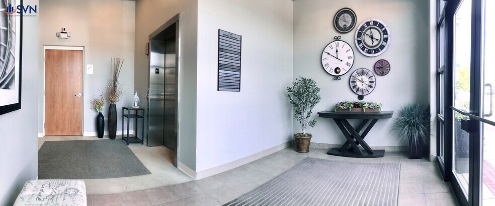 524 W State St, Geneva, IL à louer - Photo intérieure - Image 3 de 8