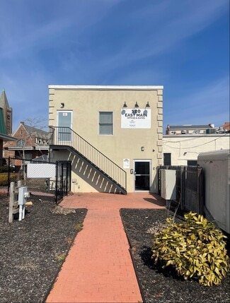 Plus de détails pour 120 E Main St, Patchogue, NY - Bureau à louer