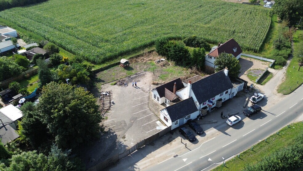 Stanwell Rd, Horton à vendre - Photo du bâtiment - Image 3 de 40