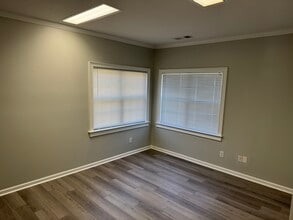 2230 Towne Lake Pky, Woodstock, GA for lease Building Photo- Image 2 of 10