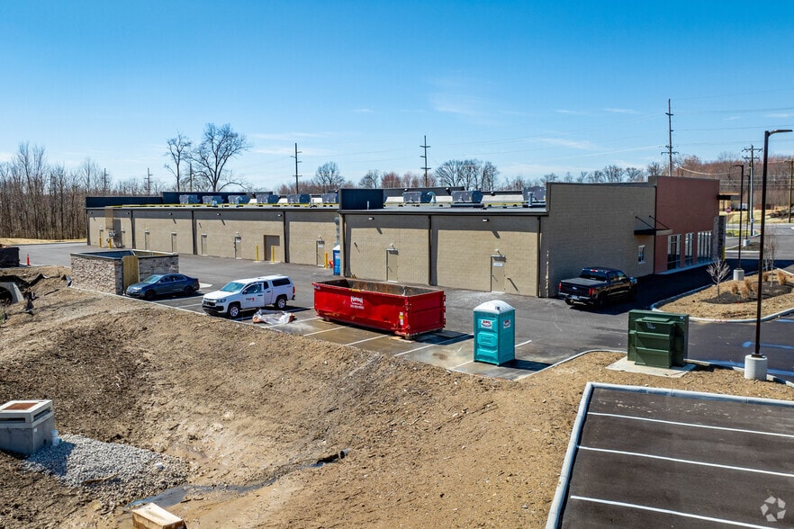 6400 OH-48, Maineville, OH for lease - Building Photo - Image 2 of 3