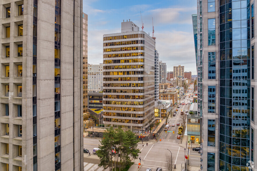 1090 W Georgia St, Vancouver, BC à louer - Photo du bâtiment - Image 3 de 5