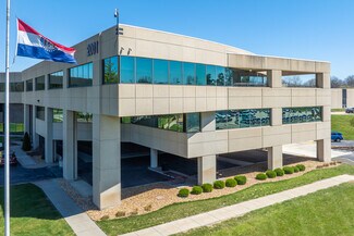 Plus de détails pour 2001 NE 46th St, Kansas City, MO - Bureau à vendre