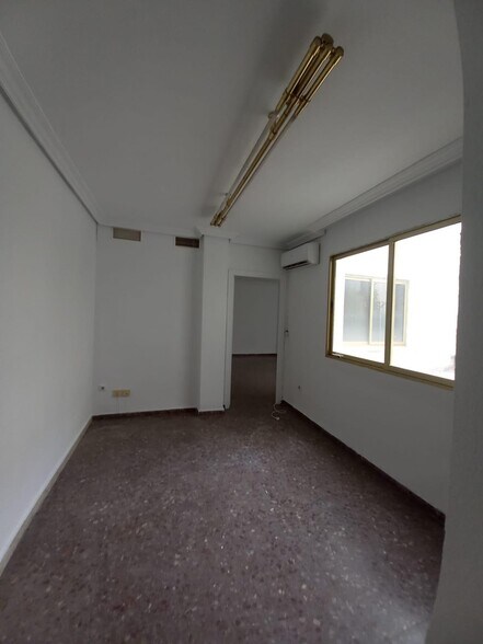 Bureau dans Córdoba, Córdoba à louer - Photo du bâtiment - Image 3 de 8