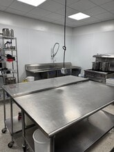 99 Center St, Shelton, CT à louer Photo intérieure- Image 1 de 4