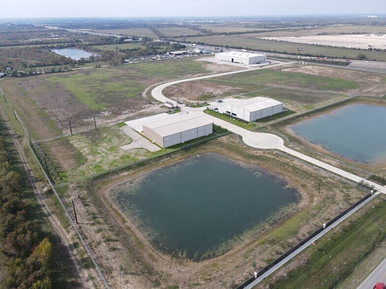 7510 Gateway, Baytown, TX à vendre - Aérien - Image 2 de 2