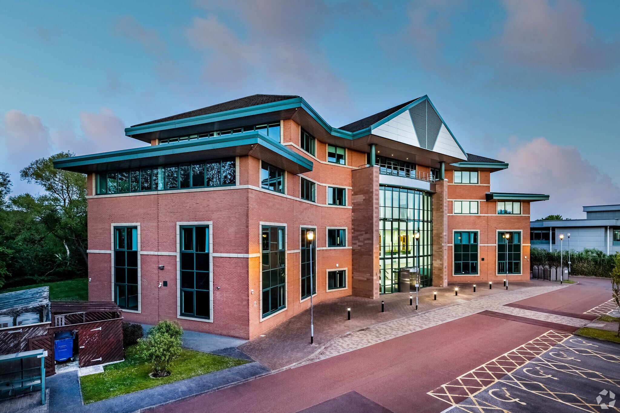 Lakeside Dr, Warrington à louer Photo principale- Image 1 de 24