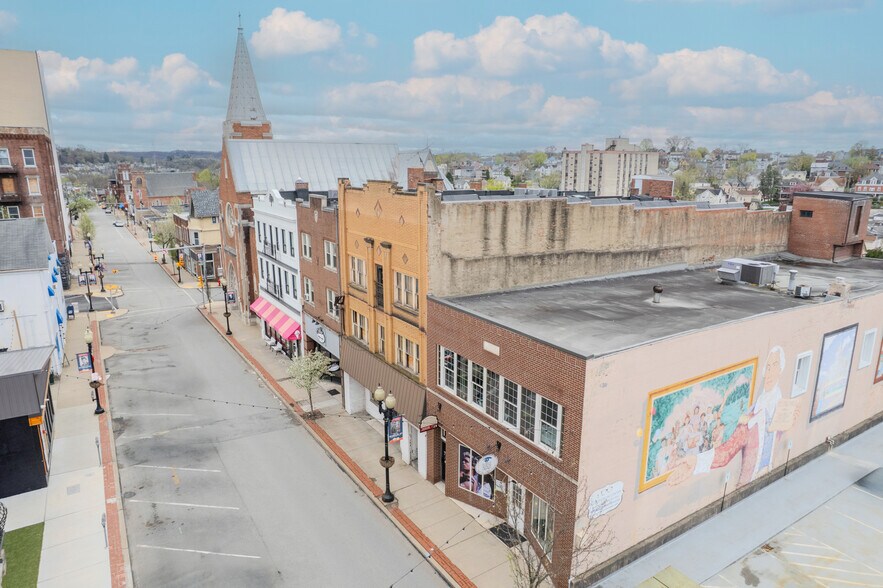 128 S Pennsylvania Ave, Greensburg, PA for sale - Building Photo - Image 3 of 28