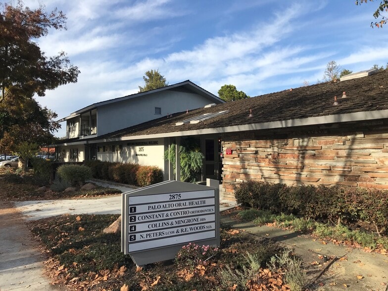 2875 Middlefield Rd, Palo Alto, CA for lease - Building Photo - Image 2 of 3