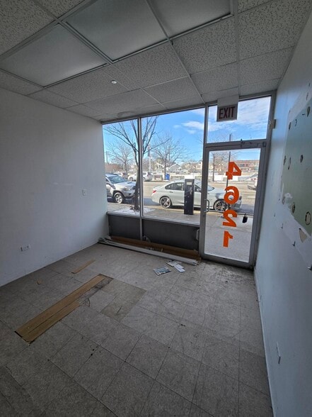 4609 S Ashland Ave, Chicago, IL for lease - Building Photo - Image 2 of 9