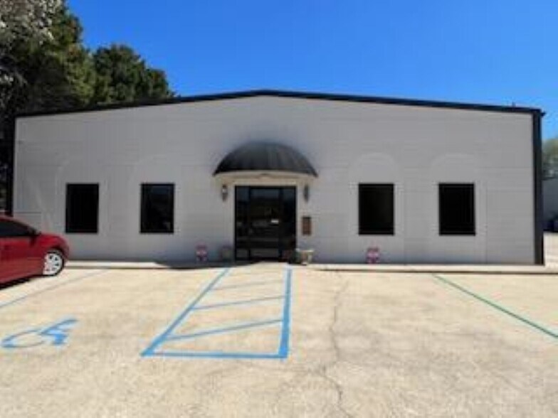 230 Bearden Rd, Pelham, AL à louer - Photo du bâtiment - Image 2 de 11