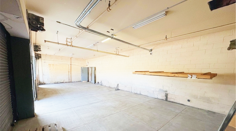 214 44th St, Brooklyn, NY for lease - Building Photo - Image 2 of 7
