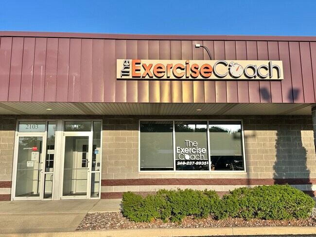 Plus de détails pour 2111 Northwinds Dr, Dyer, IN - Commerce de détail à louer