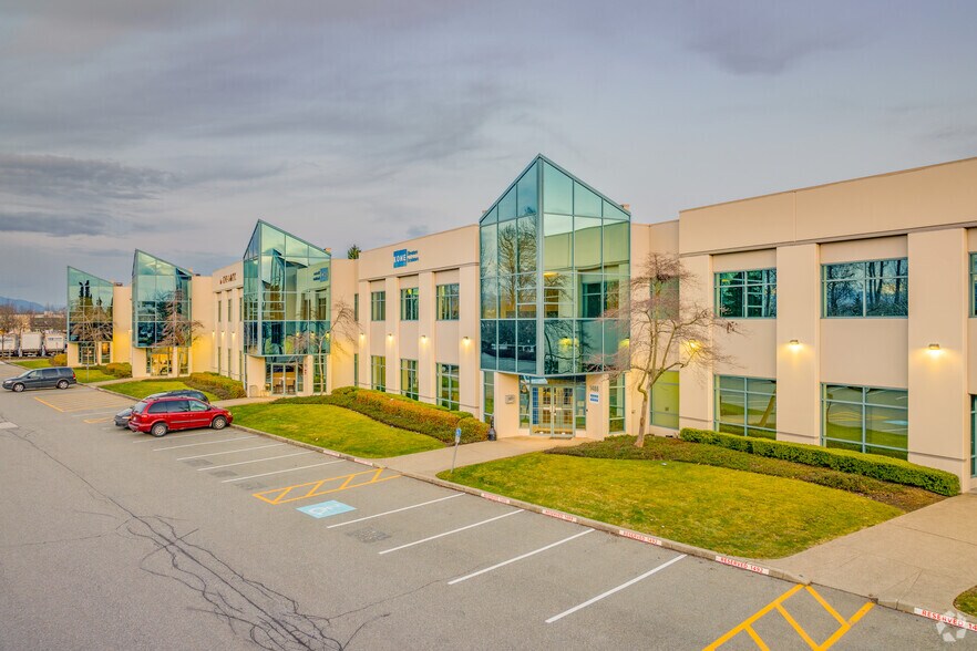 1480-1492 Cliveden Ave, Delta, BC à louer - Photo du bâtiment - Image 2 de 5