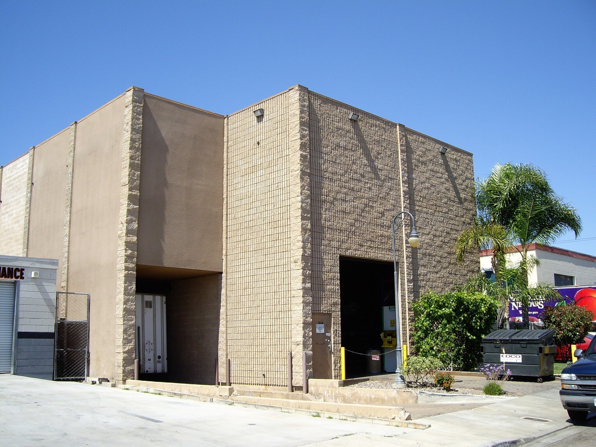 7648 Lemon Ave, Lemon Grove, CA à louer Photo du bâtiment- Image 1 de 23