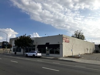 Plus de détails pour 2526-2530 Chester Ave, Bakersfield, CA - Commerce de détail à louer