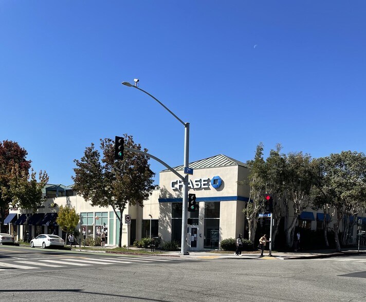 625 Montana Ave, Santa Monica, CA à louer - Photo du bâtiment - Image 1 de 4