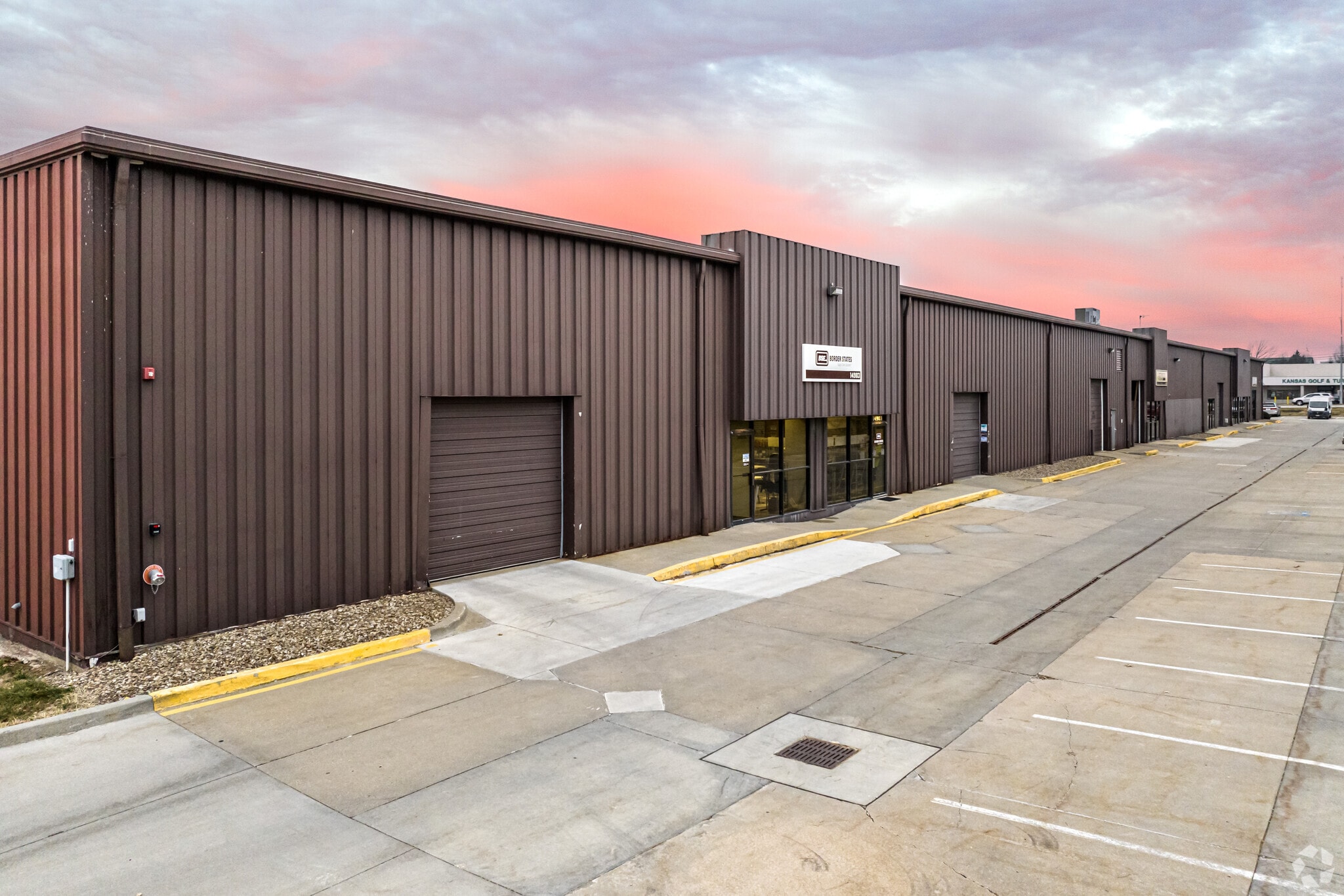 14903-14935 W 99th St, Lenexa, KS for lease Primary Photo- Image 1 of 4