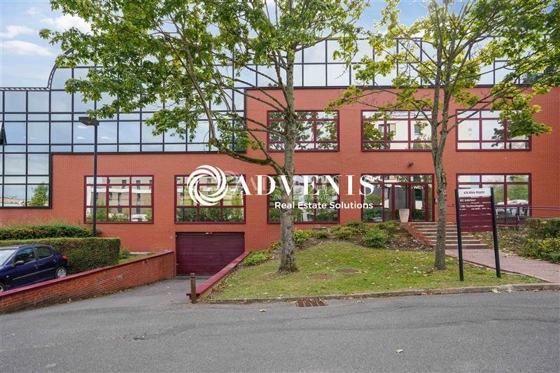Office in Champs-sur-Marne for lease - Building Photo - Image 3 of 20