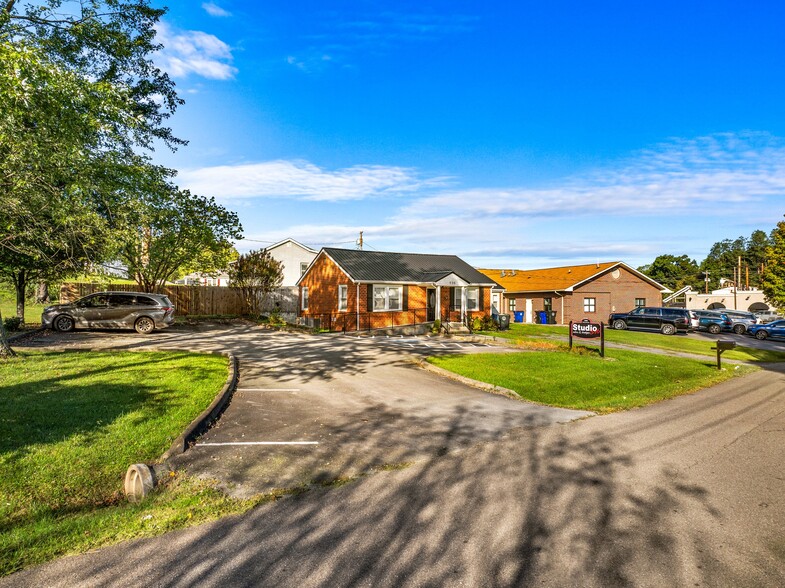 316 Beech St, Morristown, TN for sale - Building Photo - Image 2 of 33