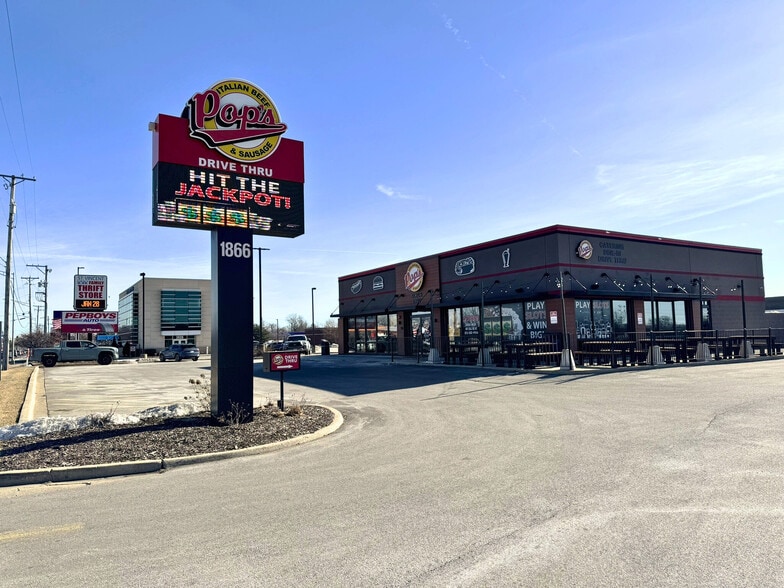 1866 W Jefferson Ave, Joliet, IL for lease - Building Photo - Image 1 of 7