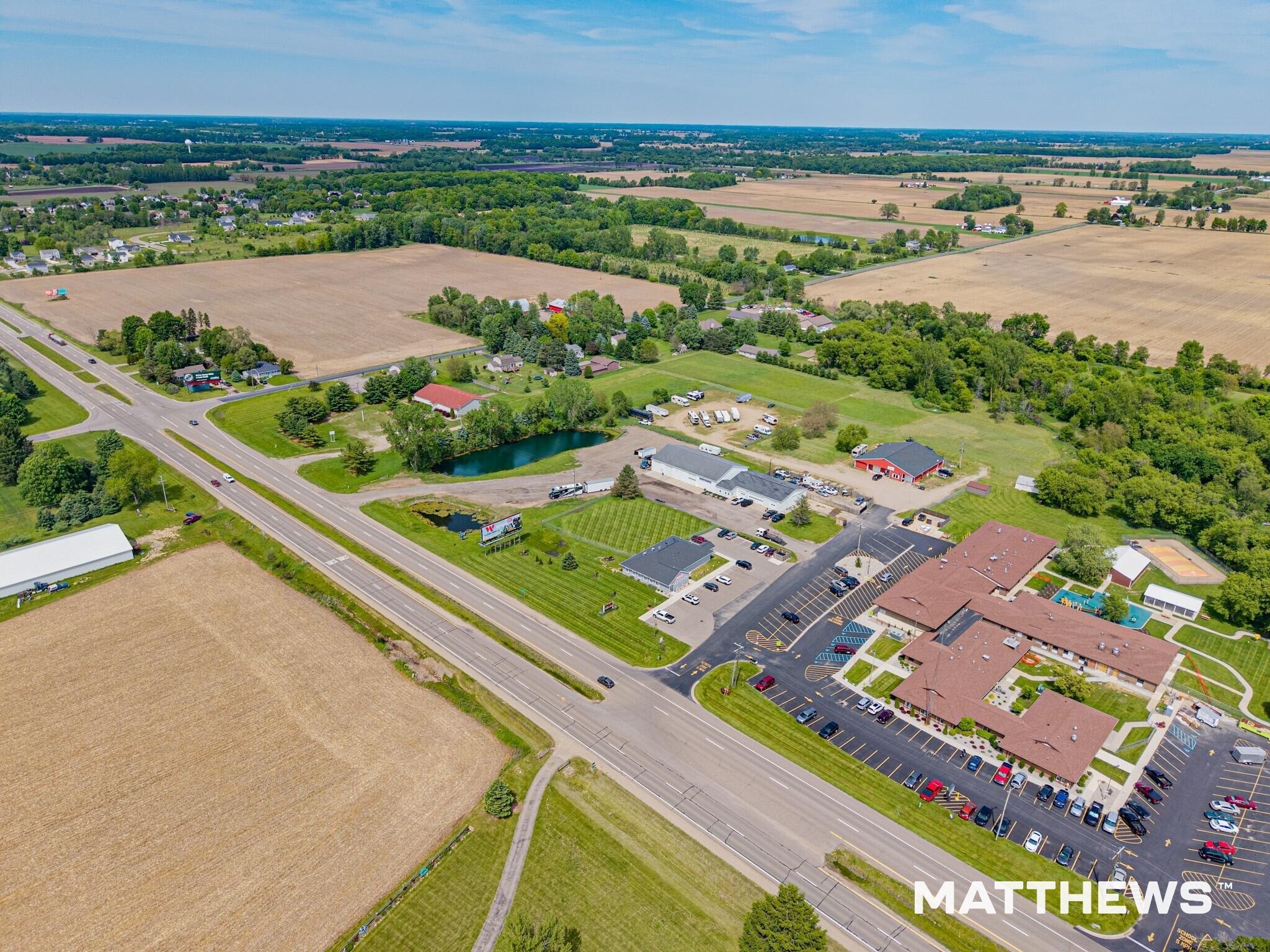 4137 S US Highway 27, Saint Johns, MI à vendre Photo du bâtiment- Image 1 de 4
