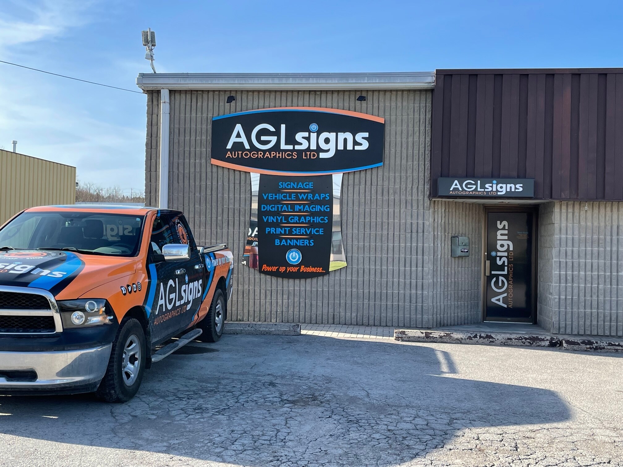 1-711 Rye St, Peterborough, ON à vendre Photo principale- Image 1 de 1