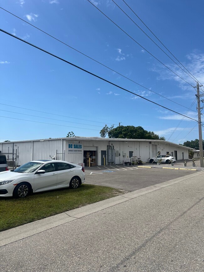 More details for 1909 Whitfield Park Loop, Sarasota, FL - Industrial for Sale
