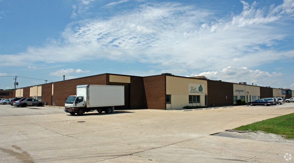 5310-5352 S East Ave, Countryside, IL for lease - Building Photo - Image 2 of 9