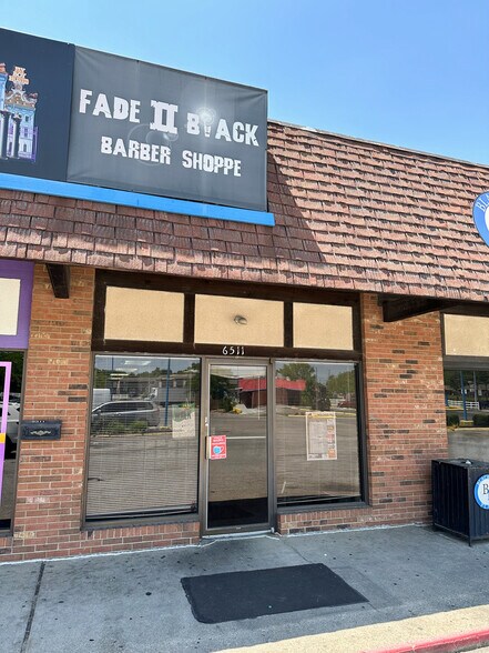 6511-6577 E Livingston Ave, Reynoldsburg, OH à louer - Photo du bâtiment - Image 3 de 28