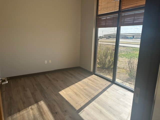 100 Success Blvd, Dumas, TX for lease - Interior Photo - Image 3 of 11