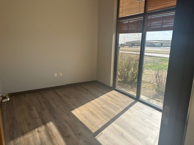 100 Success Blvd, Dumas, TX à louer - Photo intérieure - Image 3 de 11