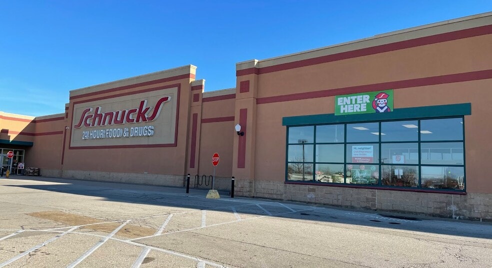 4800 N University St, Peoria, IL à vendre - Photo du bâtiment - Image 2 de 11