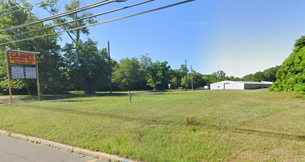 585 N County Line Rd, Jackson, NJ à louer - Photo du bâtiment - Image 2 de 8