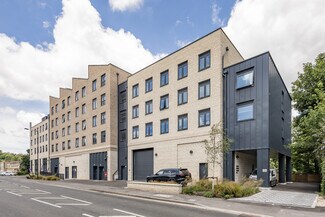 Plus de détails pour Rackfield Pl, Bath - Industriel à louer