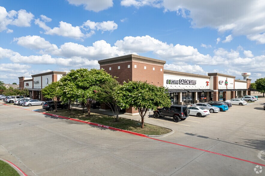 279 Main St, Frisco, TX à louer - Photo du bâtiment - Image 2 de 14