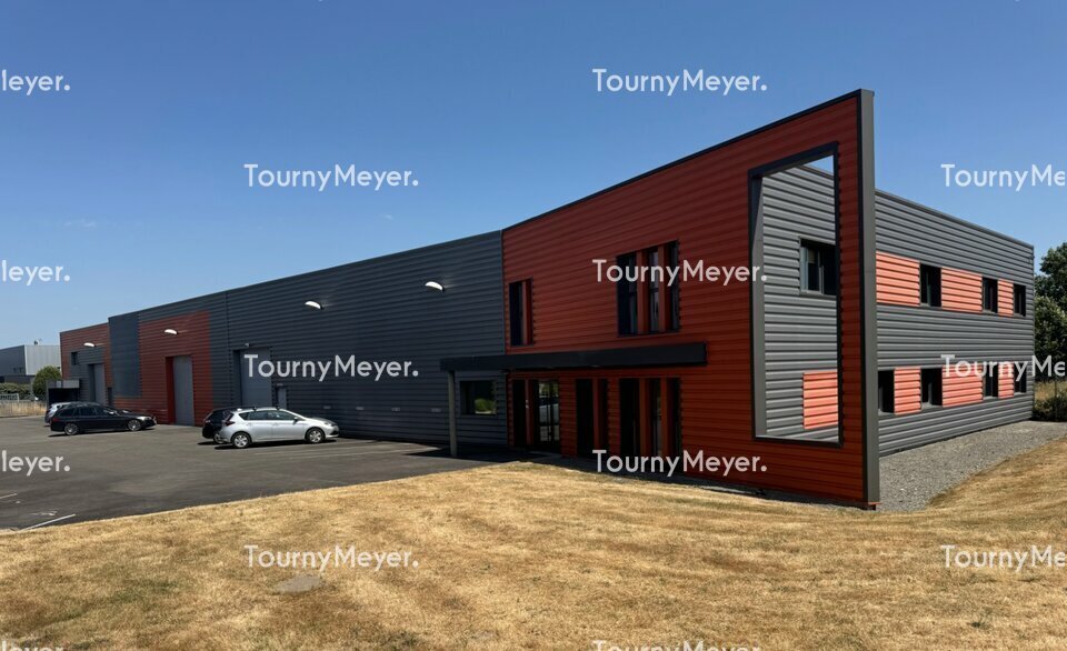 8 Rue Des Clairières, Les Sorinières à vendre Photo du bâtiment- Image 1 de 4
